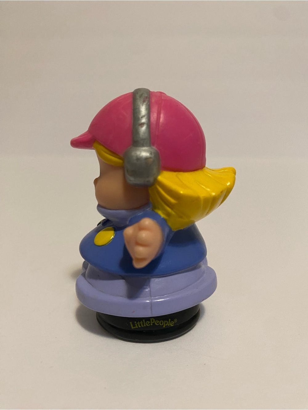 Fisher Price Little People Pilot Captain Airplane Girl Airport Toy 4/$20 🛑 - Picture 3 of 4